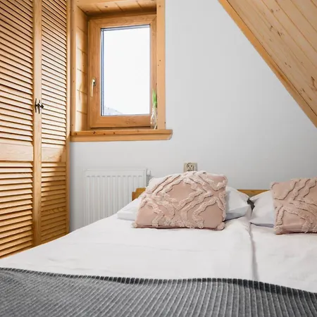 Zakopianska Osada House & Villa *